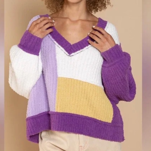 POL Cozy Purple & Gold V-neck Sweater Sz S - Picture 2 of 12